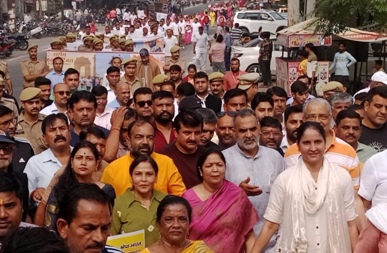 बिजनौर में निकला भव्य ‘यूनिटी मार्च’, पूर्व मंत्री संजीव बालियान रहे मुख्य अतिथि