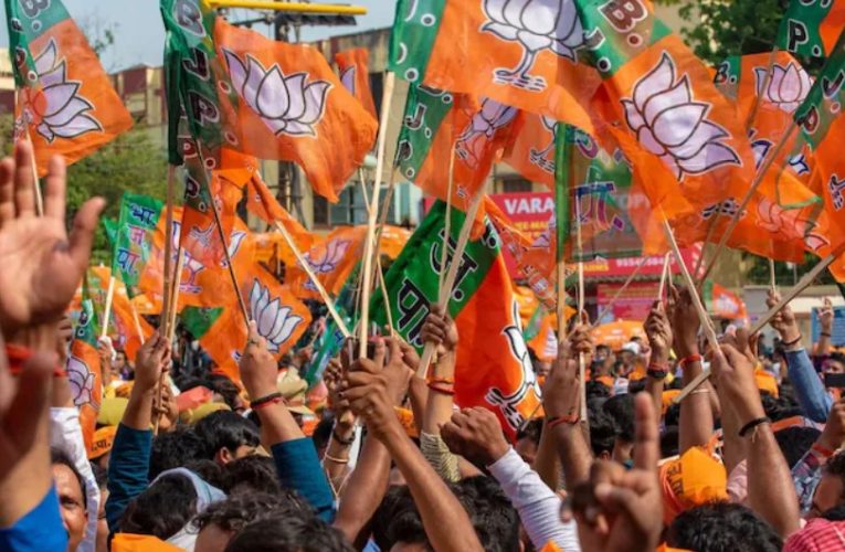 बिहार विधानसभा चुनाव 2025: एनडीए की ऐतिहासिक जीत, महागठबंधन की करारी हार