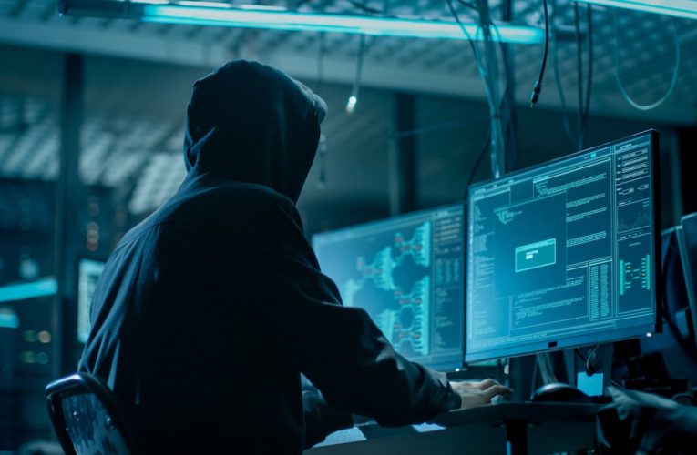 नोएडा में अब तक का सबसे बड़ा साइबर फ्रॉड: इंजीनियर से 12 करोड़ की ठगी