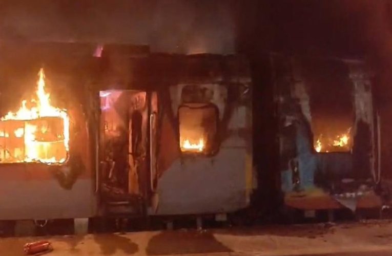 आंध्र प्रदेश में टाटानगर-एर्नाकुलम एक्सप्रेस में आग, एक यात्री की मौत