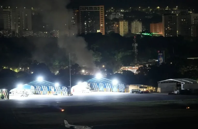 अमेरिका-वेनेज़ुएला तनाव: काराकास में धमाकों से दहली राजधानी, इस्ला मार्गरीटा पर अमेरिकी बमबारी